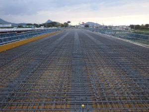 セロ県債(道路メンテナンス事業)県道善通寺綾歌線(中方橋)道路整備工事(2工区)(橋梁床版工)写真